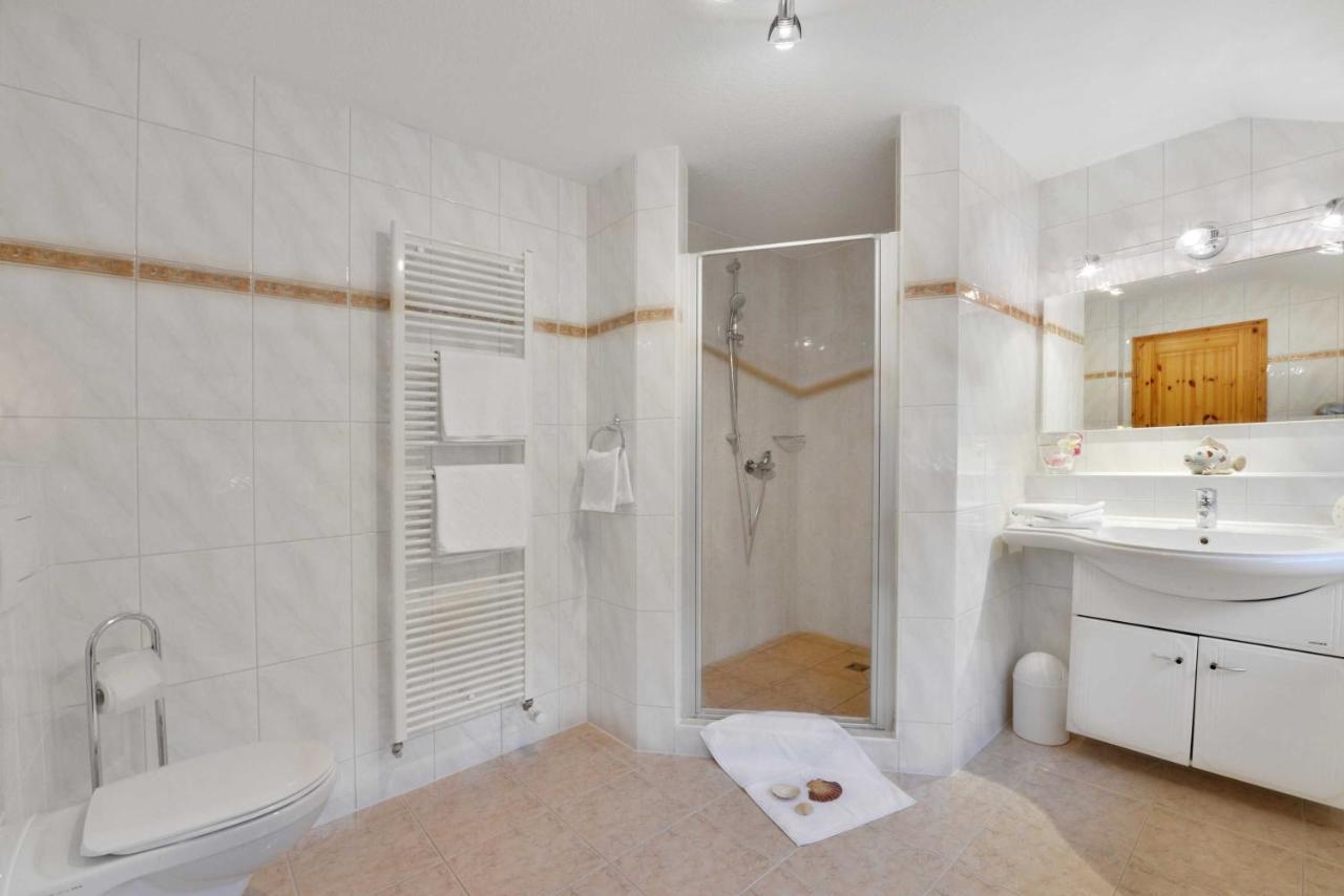 Stoertebeker Appartements - "Stoertebeker Pferdehof" Ralswiek Room photo