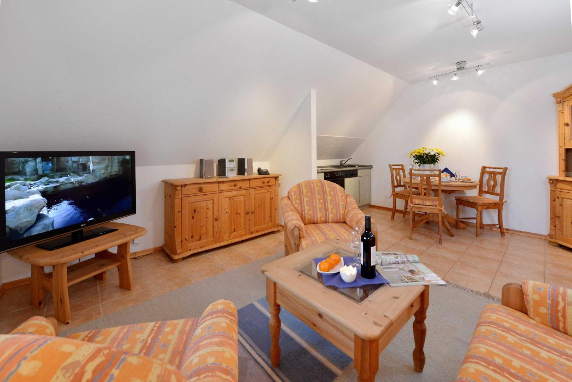 Stoertebeker Appartements - "Stoertebeker Pferdehof" Ralswiek Room photo