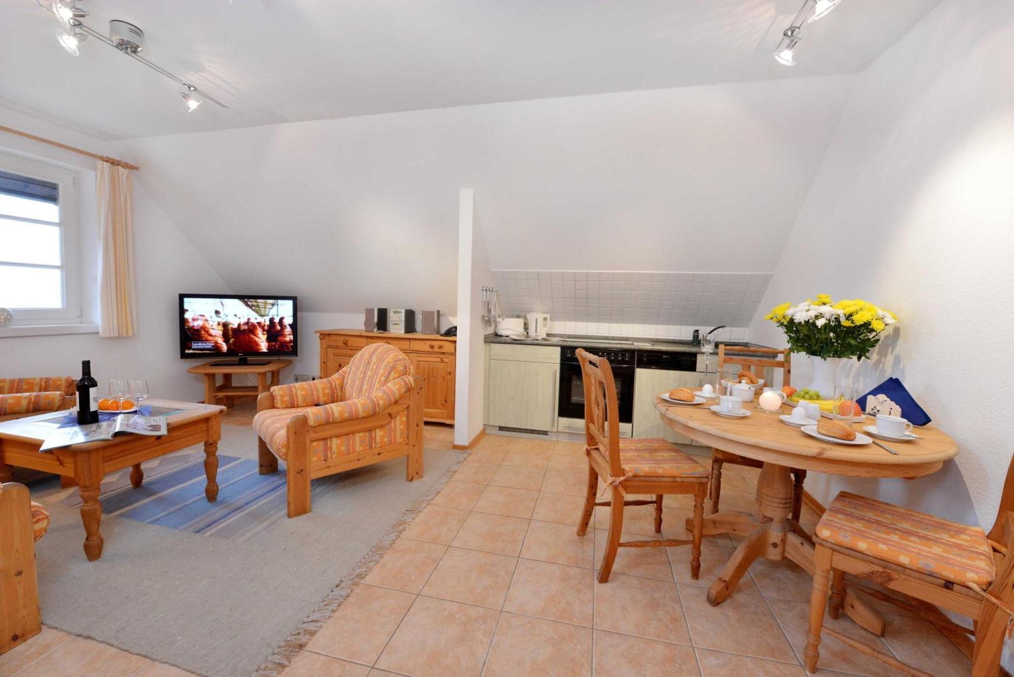 Stoertebeker Appartements - "Stoertebeker Pferdehof" Ralswiek Room photo